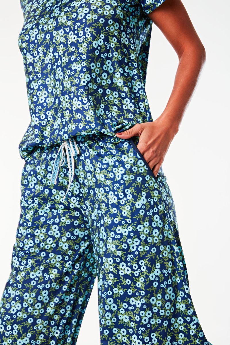 PIJAMA-CAPRI-ANGRA