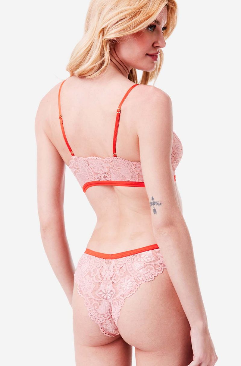 V26_Sutia_Top_Renda_Kayla--4-