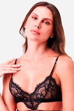 V26_Top_Renda_Chloe