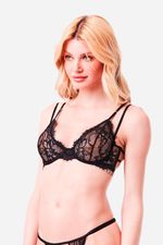 V26_Calcinha_Fio_Renda_Chloe